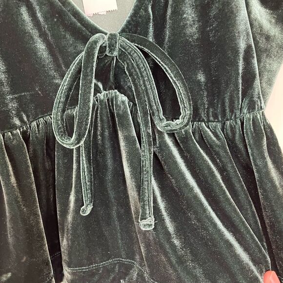 NWT Anthropologie Dark Green Maeve Velvet Babydoll top size XS - Picture 7 of 10
